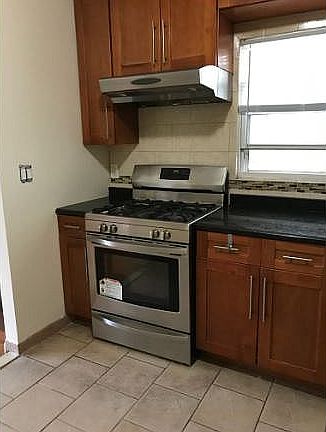 4th image of 8763 124th St