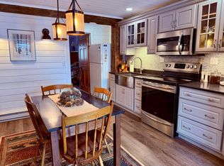 237 Station St, Lake Placid, NY 12946