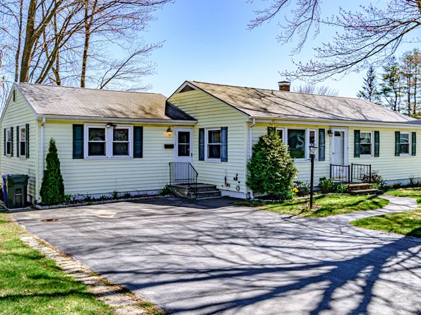 12 Scott Road, South Portland, ME 04106