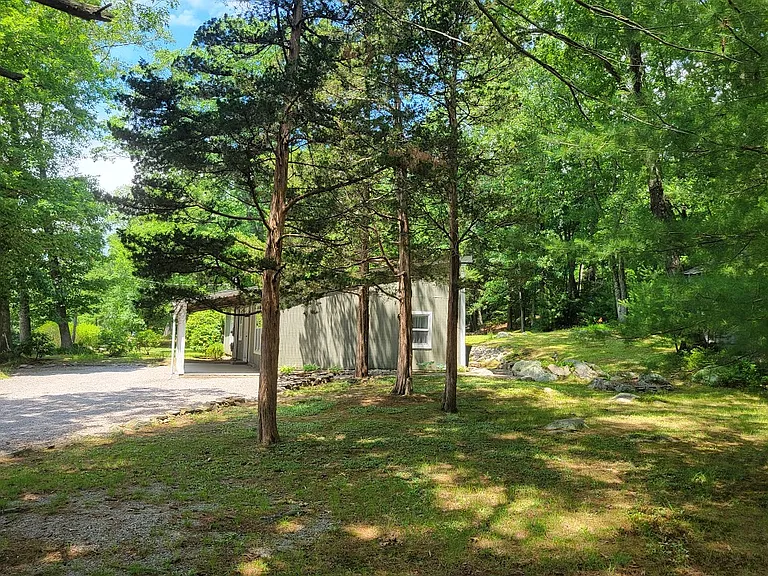 475 Hill Rd — Photo 5
