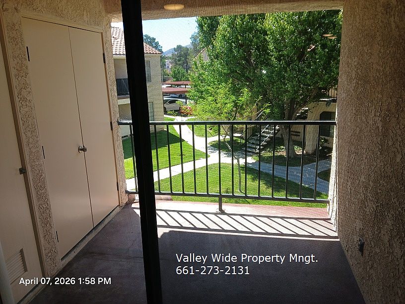 balcony