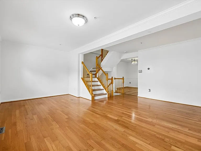4616 Ripley Manor Ter — Photo 11