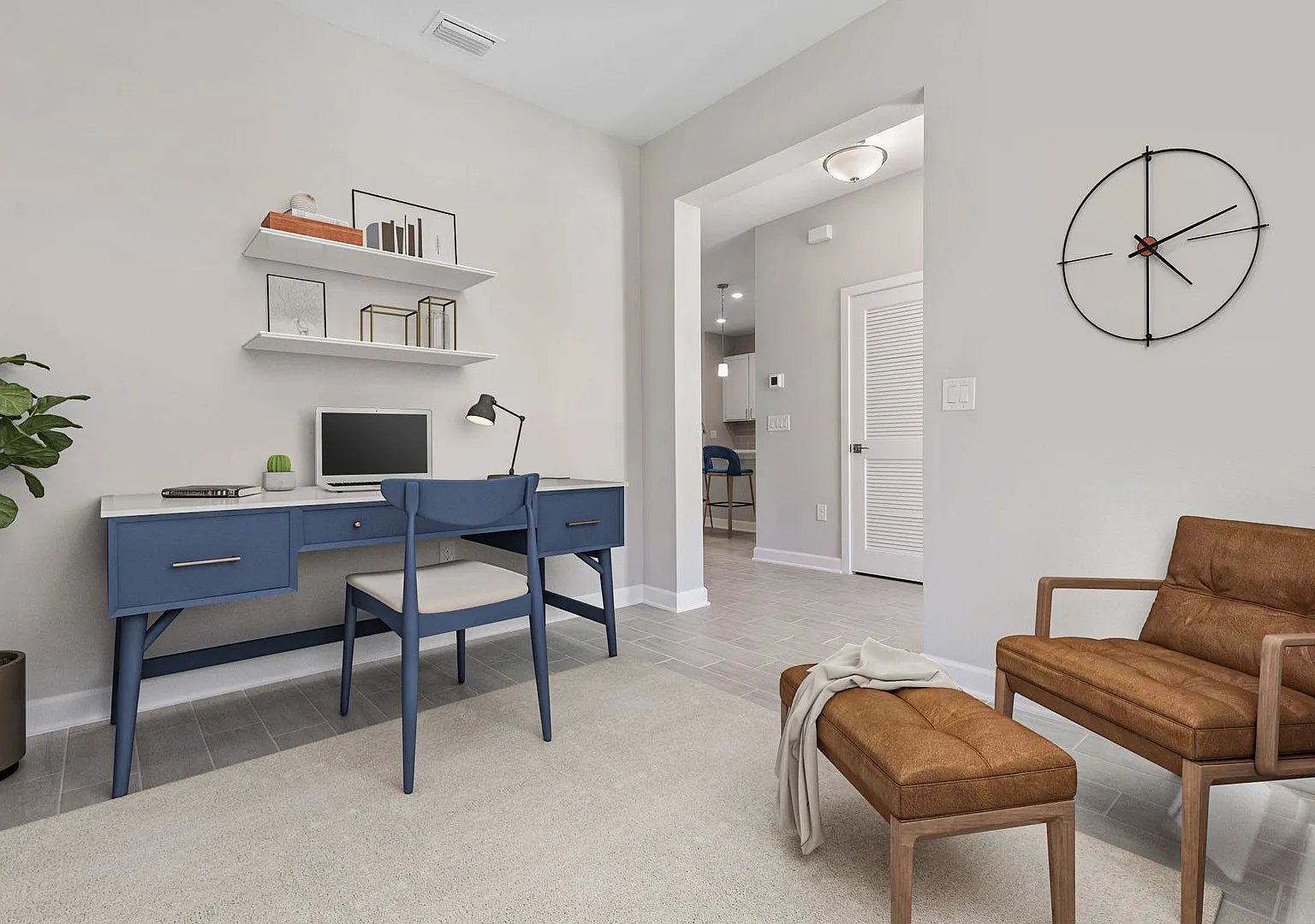 Modern Home Quiet Location with Easy I-75 Access — Photo 4