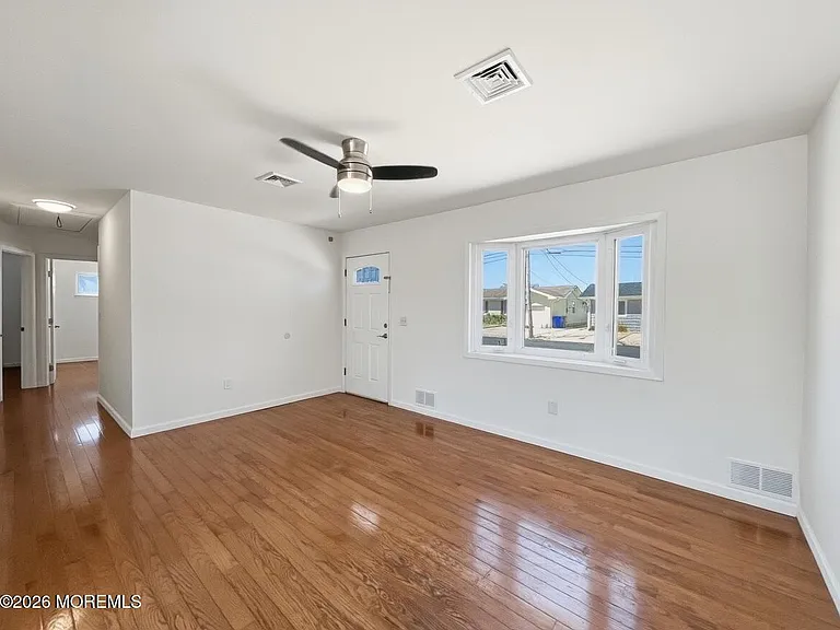 1813 Capstan Dr — Photo 6