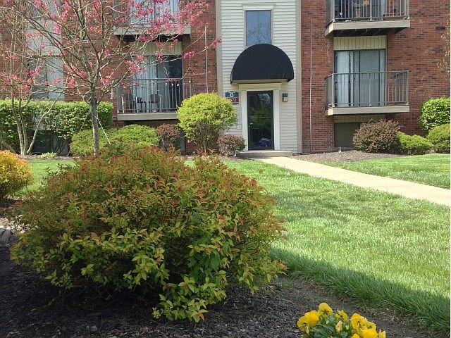 1st image of 2572 Spindlehill Dr #B01