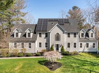 23 Falcon Ridge Dr, Hopkinton, MA 01748