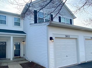 3022 Falling Waters Ln, Lindenhurst, IL 60046