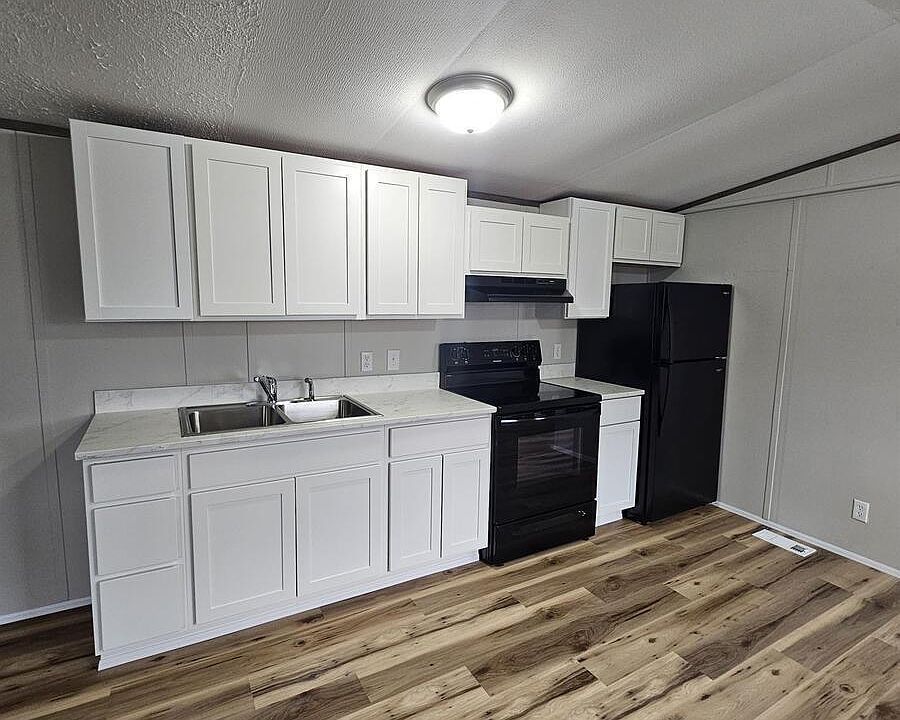 1st image of 5610 Le Steele Blvd
