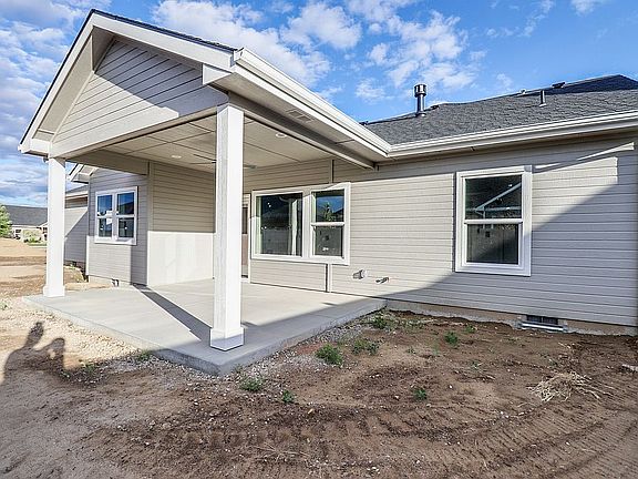 4th image of 355 Lodgepole Ct