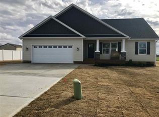 230 Little Man Dr, Boiling Springs, SC 29316