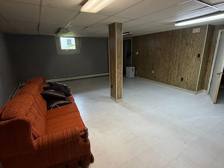 12 N Church St — Photo 12