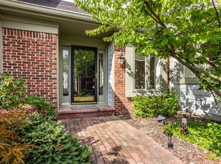 9328 Spring Forest Dr, Indianapolis, IN 46260