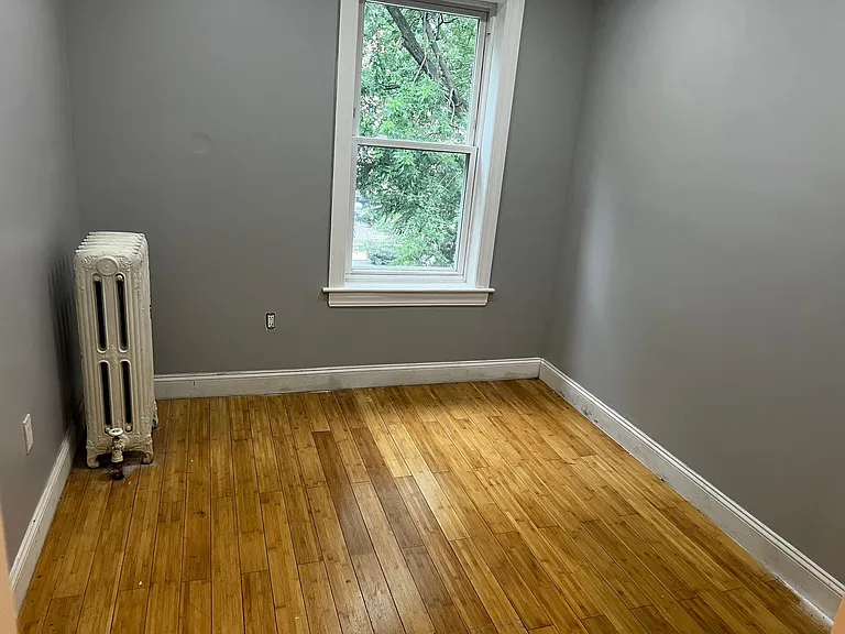 574 Madison Ave — Photo 3