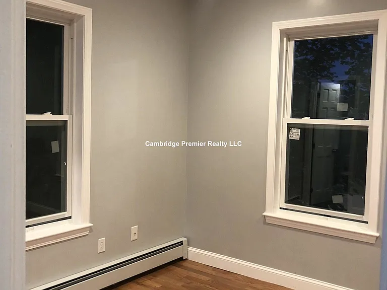 2 Bancroft St #3 — Photo 6