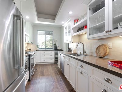 11322 Camarillo St Unit 201, North Hollywood, CA, 91602
