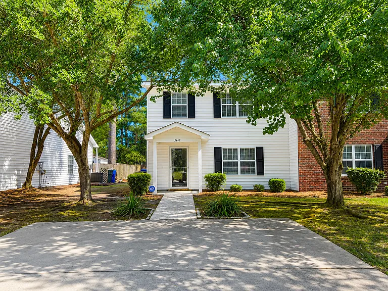 Driveway with 2 parking spaces.