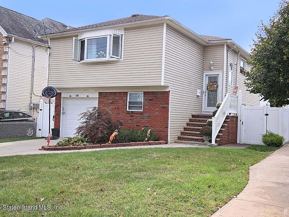 1st image of 480 Huguenot Ave