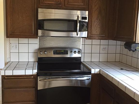 5th image of 6373 Vicanna Dr