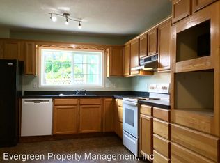 35811 E Historic Columbia River Hwy #2, Corbett, OR 97019