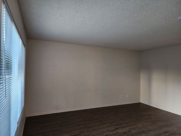 2nd image of 1558 E 3rd St APT 3