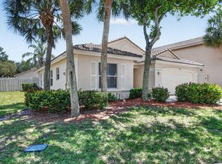 3746 Torres Cir, West Palm Beach, FL 33409