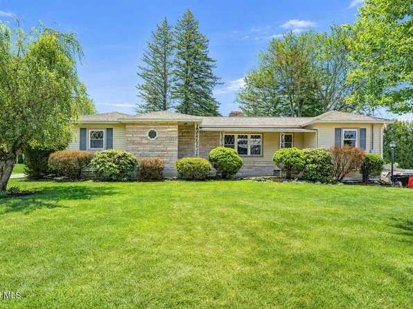 800 S Melcher Street, Johnstown, NY 12095