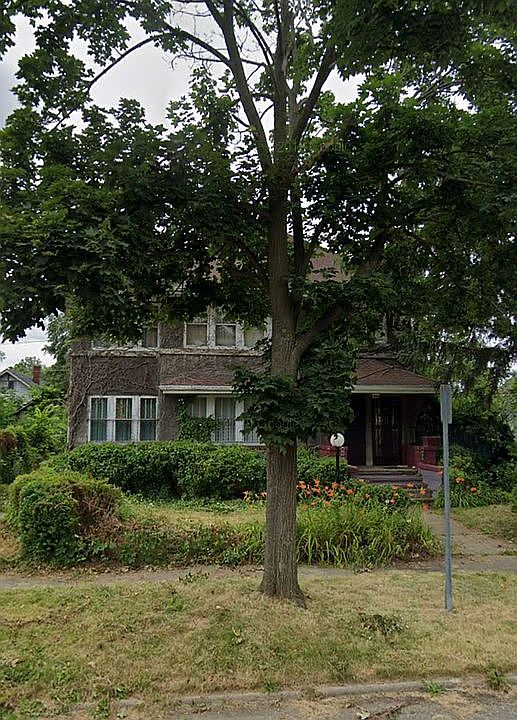 1st image of 808 Belmont Ave