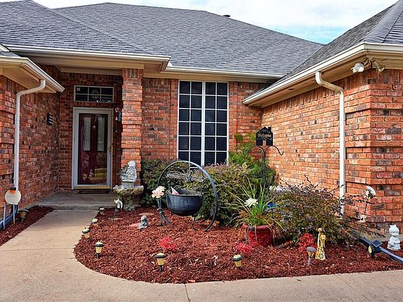 3rd image of 436 Shelby Dr