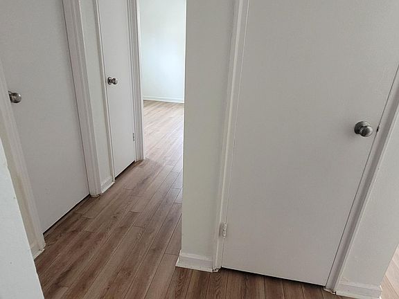 5th image of 2904 Peyton Randolph Dr APT 202