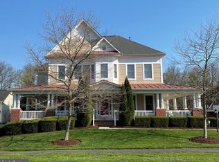 21987 Auction Barn Dr, Ashburn, VA 20148