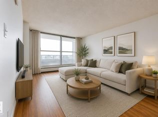 13910 Stony Plain Rd NW #613, Edmonton, AB T5N3R2