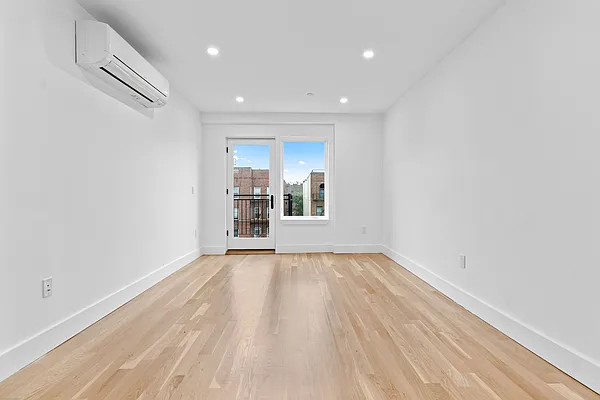 Rented by Leasing Management LLC | media 27