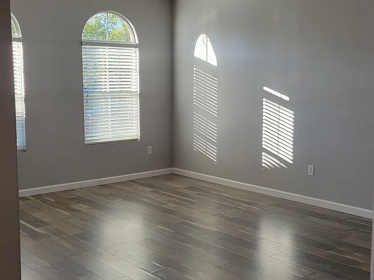 32850 Sandalwood Ln — Photo 5