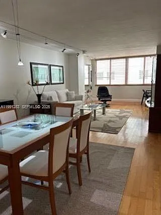 5005 Collins Ave #423 — Photo 7