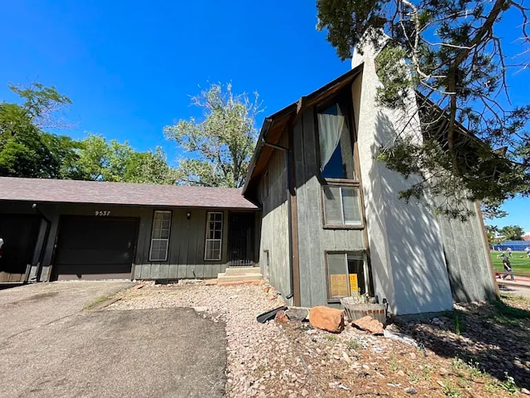 9537 E Chenango Ave — Photo 32