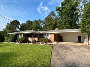 951 Surrey Trl, Marietta, GA 30068