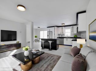 1713 Upper Valley Rd, Effort, PA 18330