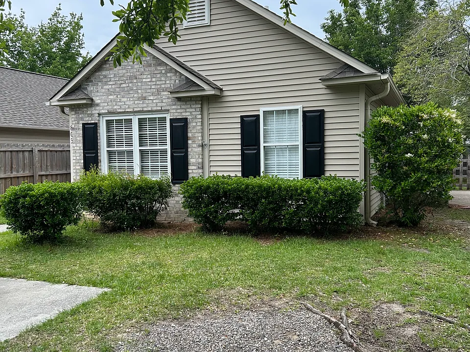 803 Grathwol Dr