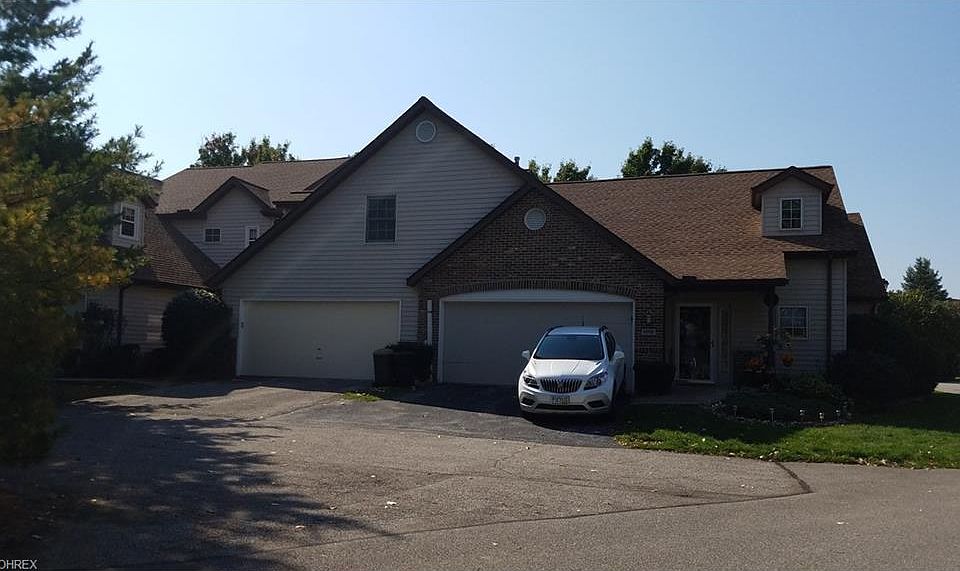 1st image of 5705 Gateway Ln #903