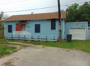 4315 Avenue Q 1/2, Galveston, TX 77550