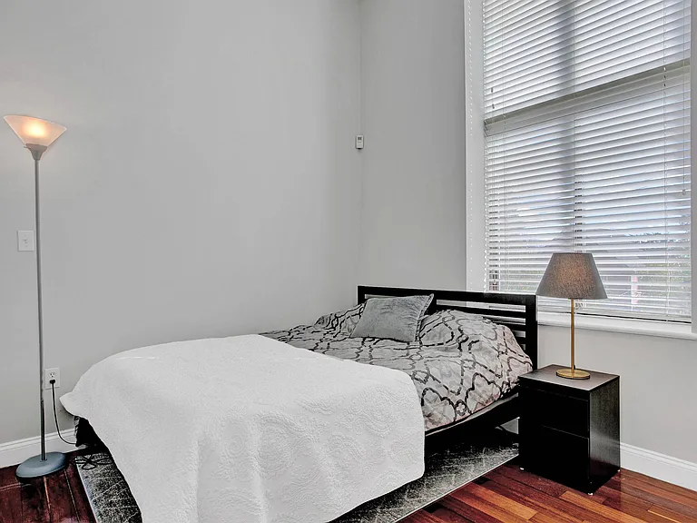 841 Parker St #206 — Photo 16