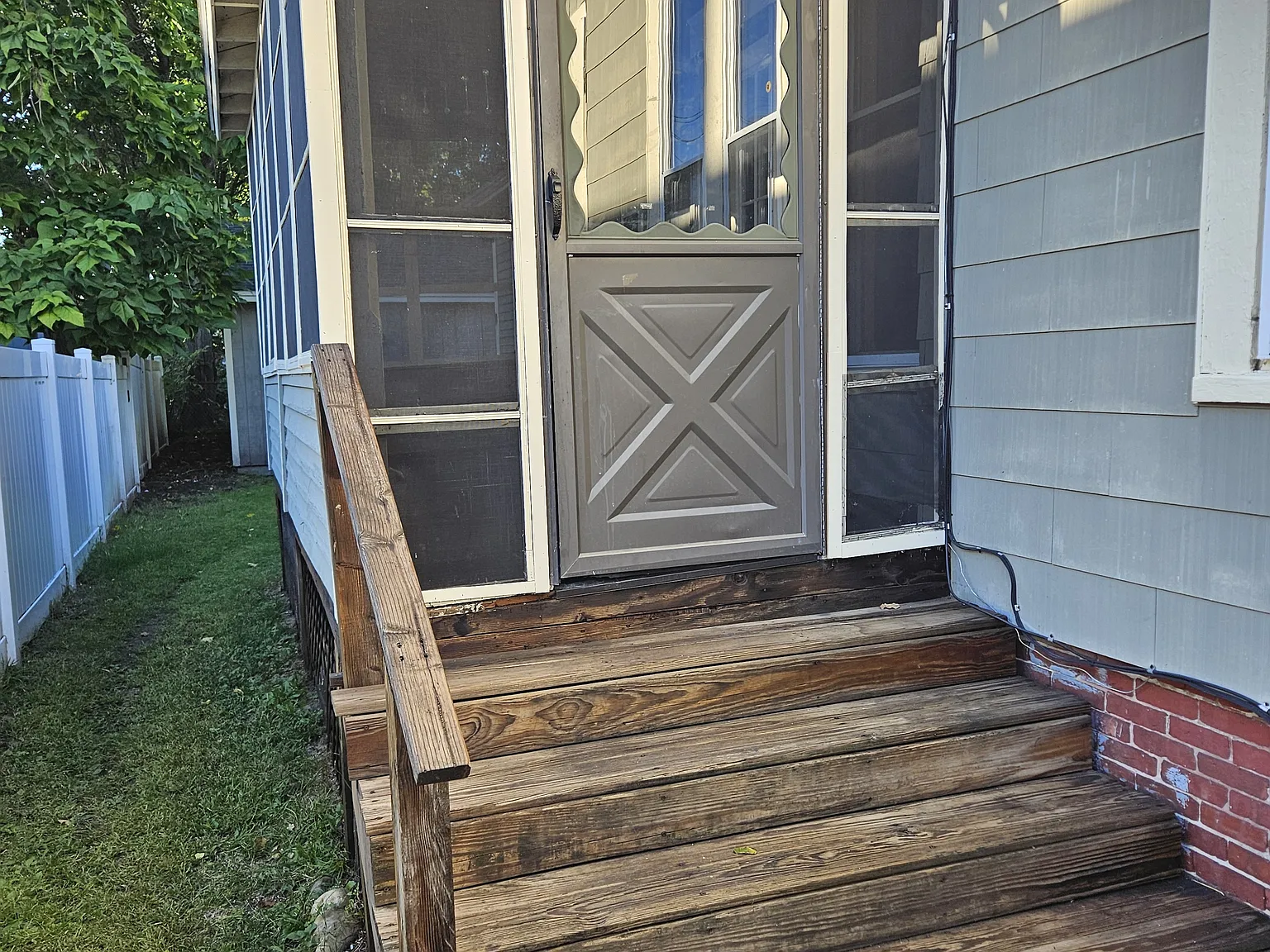4 bed, 1500 sqft, $2,500 — Photo 2