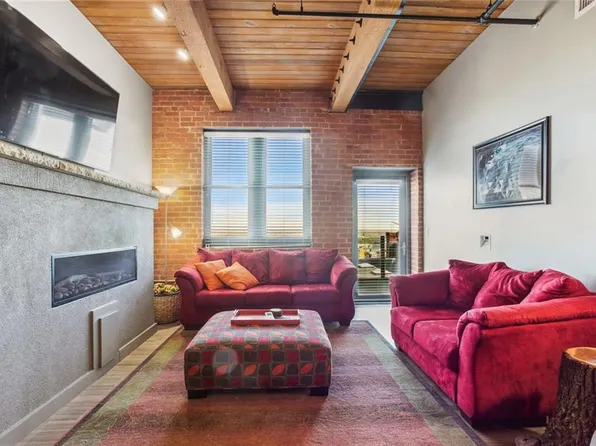 712 Broadway Blvd #703, Kansas City, MO 64105