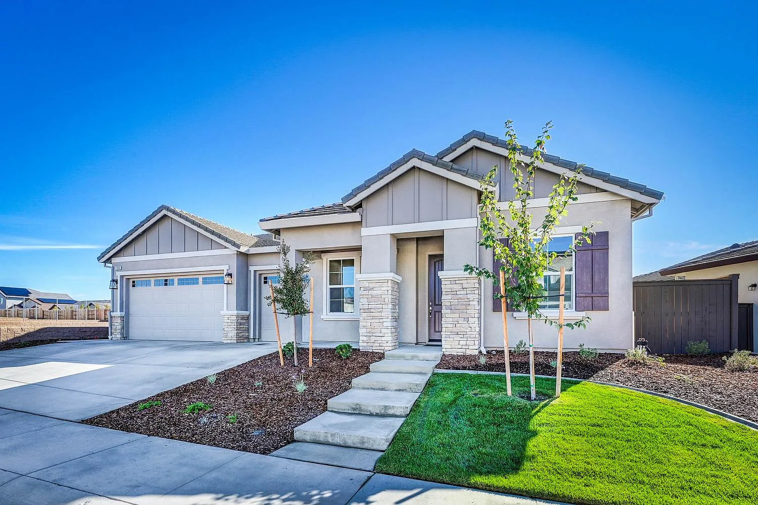 1337 Bear Creek Dr photo 1