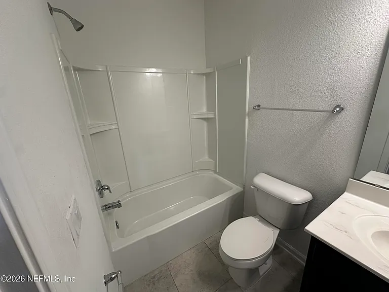 136 Pinebury Ln — Photo 18