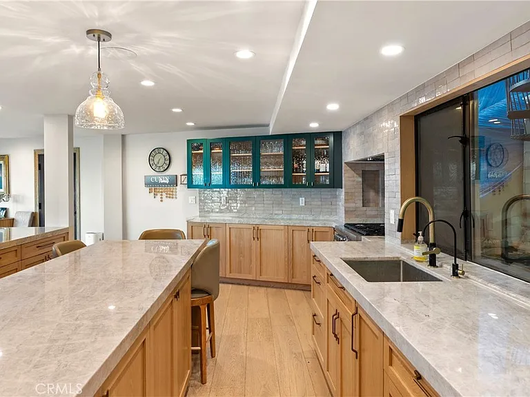 17333 Castellammare Dr — Photo 21