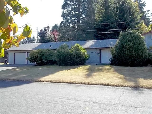 1st image of 1933 Parkwood Dr SE