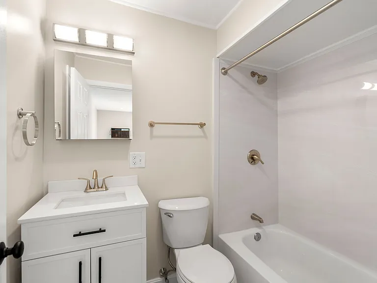1801 Ocean St #S24 — Photo 8