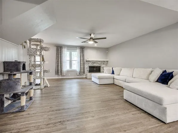 9636 N Hefner Village Blvd, Oklahoma City, OK 73162