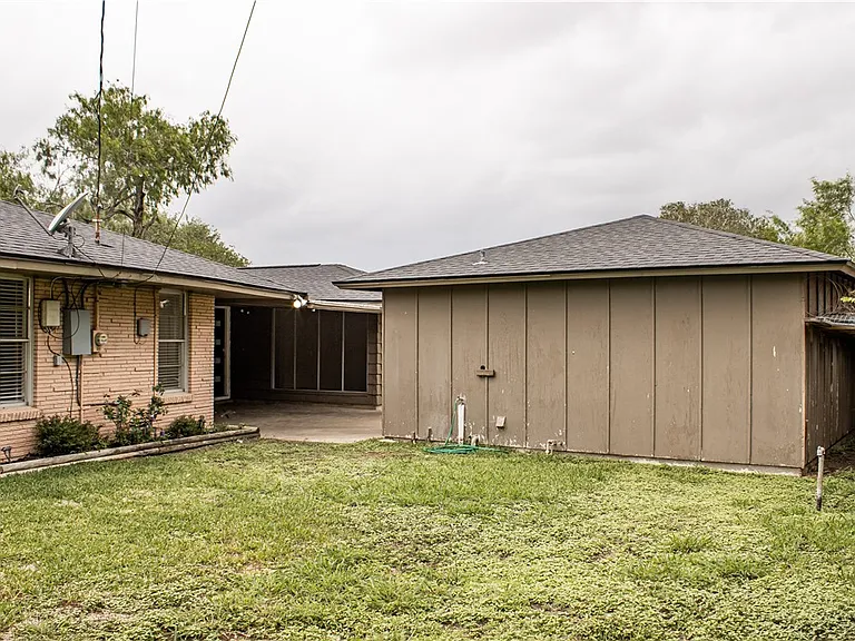 3722 Pope Dr — Photo 35